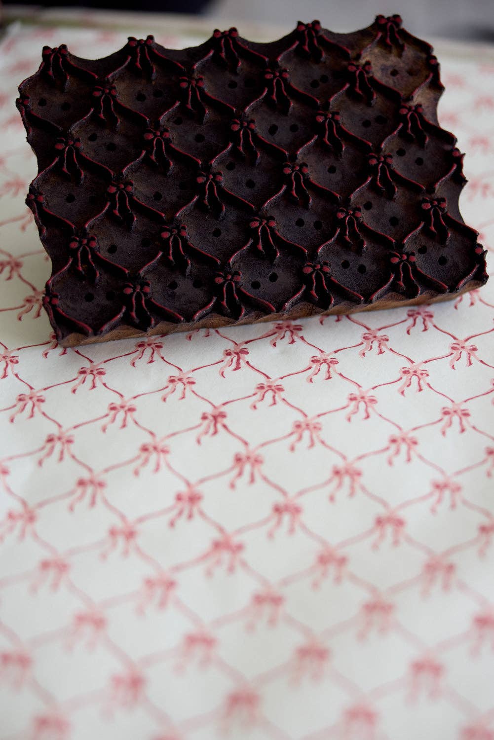 Block Printed Wrapping Paper Sheets - Bows Pink Sorbet