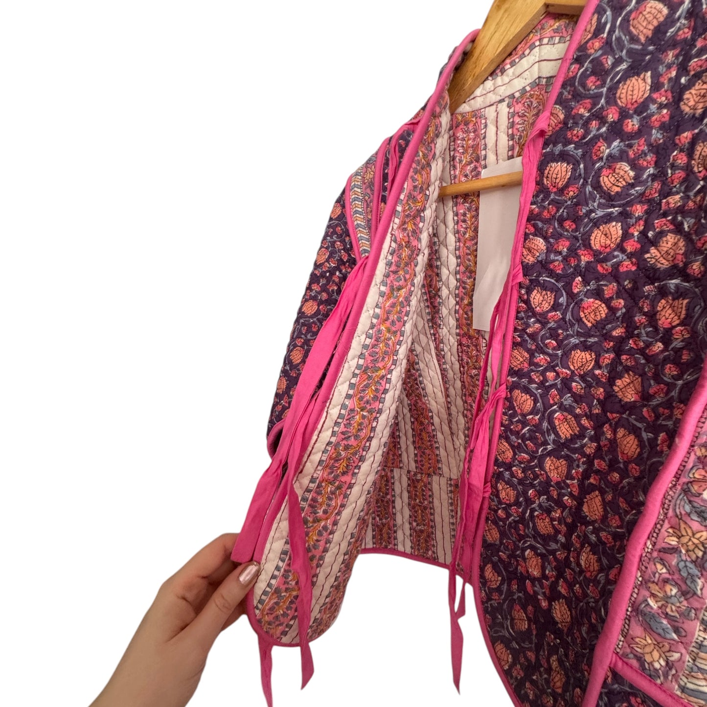 Sample Kalpana Reversible Jacket in Blooming Vines - Size XS - 1 LEFT